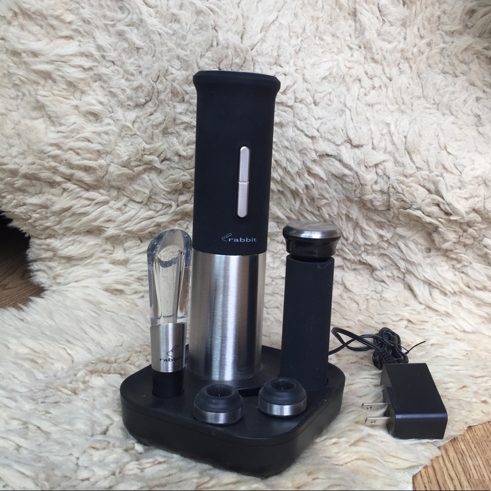 Rabbit Electric Wine Set